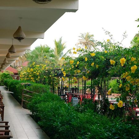 Bamboo Garden Hotel Serrekunda Exteriér fotografie